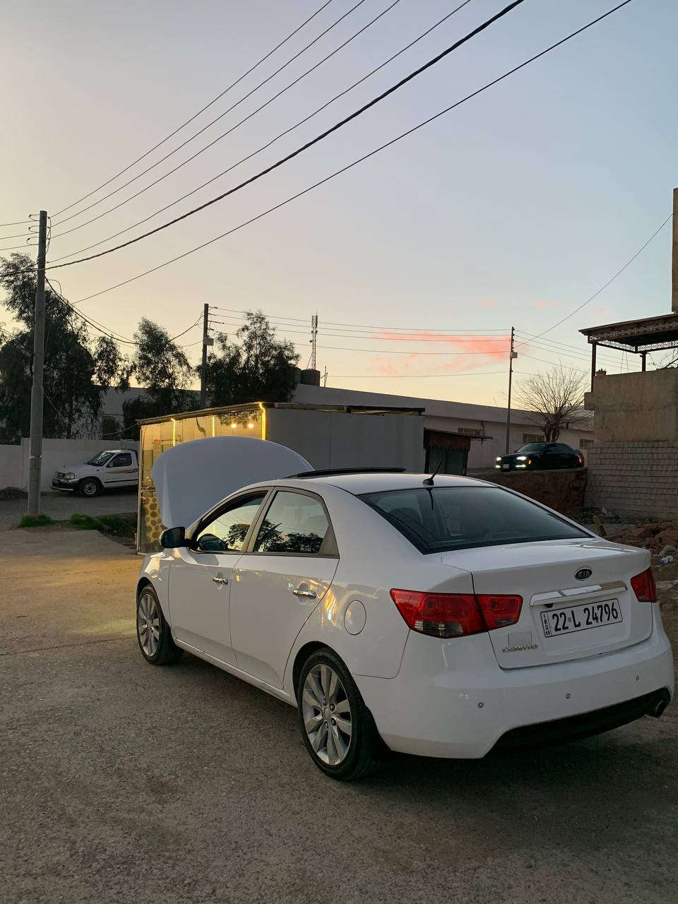 سەرەتا بەناوی خوای گەورە کیا سیڕاتۆ 2013 فول فول سڵایت بەسمە تەحەکوماتی سەر سووکان گێڕ تۆماتیک عادی گێری پشت سووکان ڕەسمی سۆنەریم داناوە  سەیارەیەکی تا بڵێی خاوێن و بێ کێشەیە ڕەقەم و سەنەوی تازەیە تا 2030 182 هەزار ڕۆشتوە بۆ زانیاری زیاتر پەیوەندی بکە لە خزمەت دام ژ.م *********** *********** كويسينجاك, أربيل
