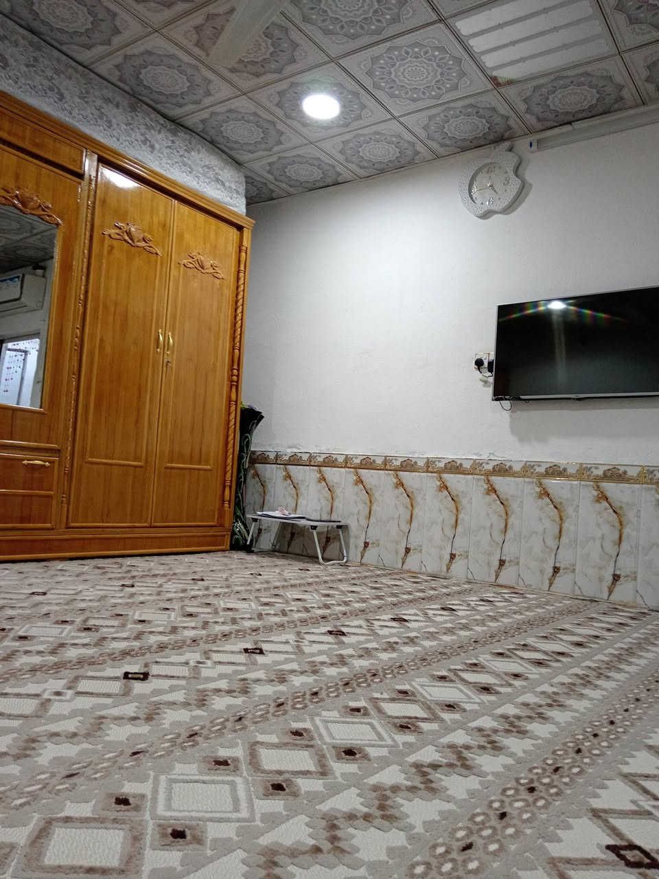 دار للبيع تجاوز مساحه ١٦٠ متر العرضات قريب ٤ سايدات مامعوض خدمات كامله شراي تصال ع رقم ***********
