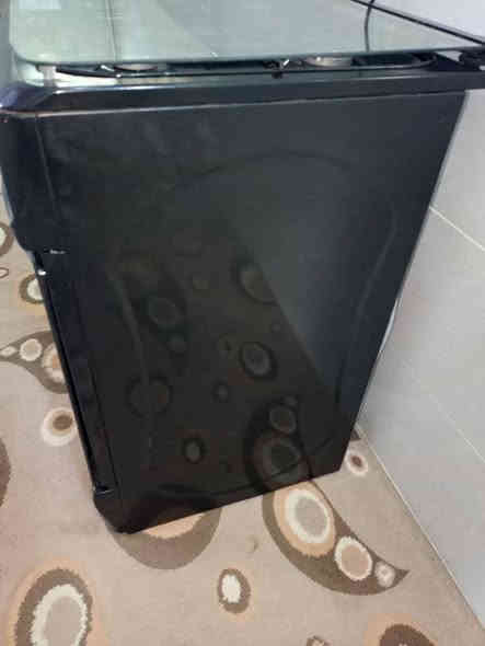 للبيع طباخ اربع عيون 
شرط الشغل والنظافة 100%
100الف بي مجال للشرايه 
***********واتس
***********واتس
