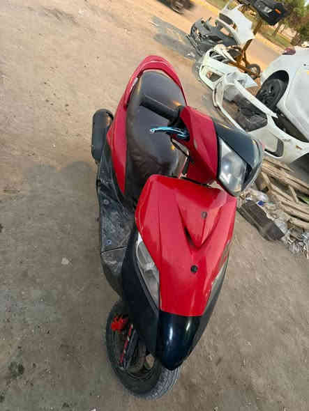 ماكس ثعلب لبيع دراجه حلوه كفراته بلادي محرك مال حاويه مبدل اله ***********
