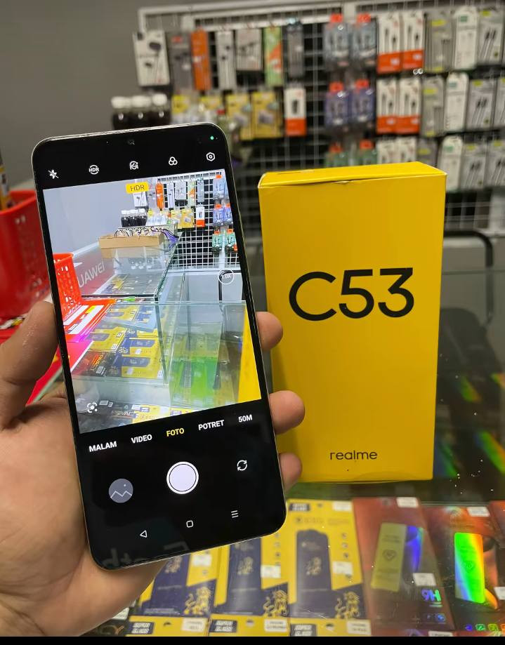 السلام عليكم جهاز ريلمي C53 ذاگره 256 + آيفون 17 برو ماگس امارآتي يفيد گشخه أو هديه او شگل إلى آخره ذاگره 512 بيع او مراوس ابآيفون ثنينهن حسب القناعه مگان الخالص حي العمال *********** 👍🏻👍🏻
