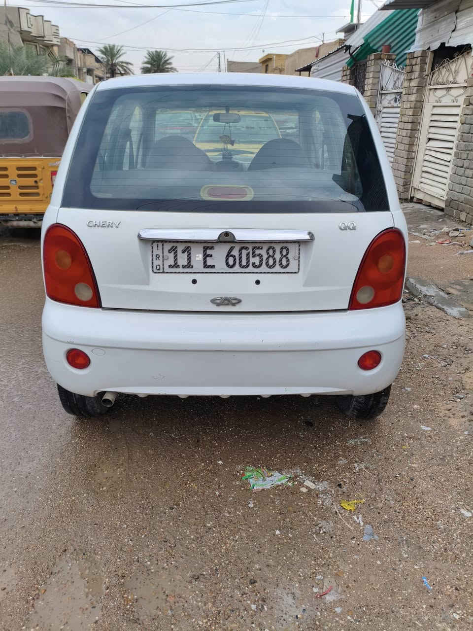 QQ 2013 كير عادي 
مكفوله من الحادث والصبغ
تدفئه🔥
 تبريد ثلج ❄️
كير ومحرك بحاله جيده جدا
رقم بغداد انكليزي 
 مكاني الامين الثانية تحويل مباشر
ب25 وبيها مجال  
***********
