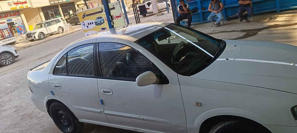 السلام عليكم نيسان صني موديل 2009 ياباني  سياره جاهزه من كلشي  محرك كفاله تبريد تتفئه تخم تأير جديد صدر امامي خلفي جديد سياره جاهزه من كلشي غير متواجد ع فيس للتواصل على الرقم ***********/سعر 98وبيها مجال
