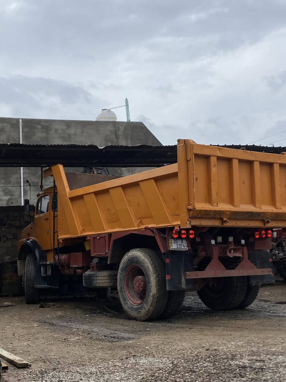 اسلام عليكم للبيع قجمه موديل 1981مصبوغه جماليه 
تبريد بيه ثلج كهربائيات كلله شغاله السعر 60وبيه مجال مكان اديالى استفسار اتصل عل رقم
‭٠٧٧٠ ٦٩٤ ٢٣١٩‬ 
‭٠٧٨٢ ٩٤١ ٤٩٣٨‬ ‬
