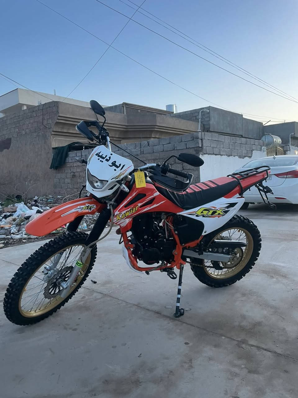 السلام عليكم 
قفاز كاويار للبيع 
موديل 24 
محرك 200 
كهربائيات كله شغاله 
لايت عالي ناصي 
لون برتقالي 
محرك نضيف مامفتوح 
السعر خاص 
***********
