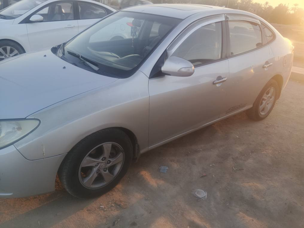 هونداي النترا موديل 2009السياره خليجيه جاهزه من كل الامور خير من الله مكينه 2000 فتحه 4 دسك السياره صارلها 3سنوات عدنا حداديه خلفي وامامي جديد كير محرك جديد تخم تاير جاهزه من كلشي تبريد والتدفئة خير من الله السعر دفتر مجال شي بصيط اخي العزيز ناشر الصور وتوضيح سونار تمام تحياتي للجميع مكان بغداد الدوره *********** بغداد, العراق
