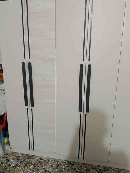 سلام عليكم غرفه تركيه البيع ماصرله شهر عندي سعر 650 الف وبيه ماجل العلوان بغداد المدائن رقم الهاتف ***********
