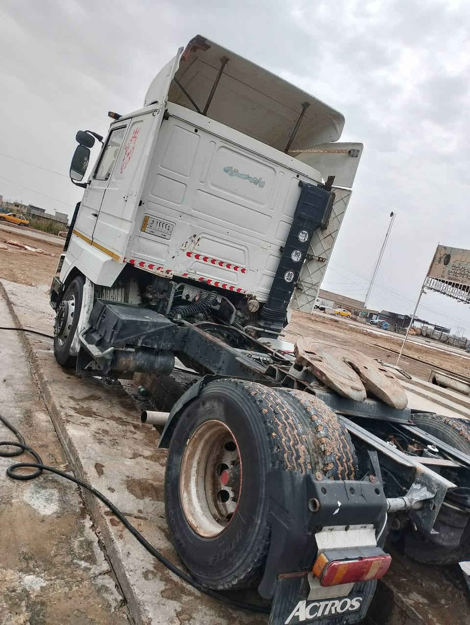 بطة 113 %%88 كير 3%3 أكسن دسك مال بومة قمارة بدون صبغ تخم تاير رقم بغداد 3 لوحات مشروع وطني مربوطة فلات تبريد عاوزة بس غاز  سعرهة 120  مكاني بغداد 
***********
***********
