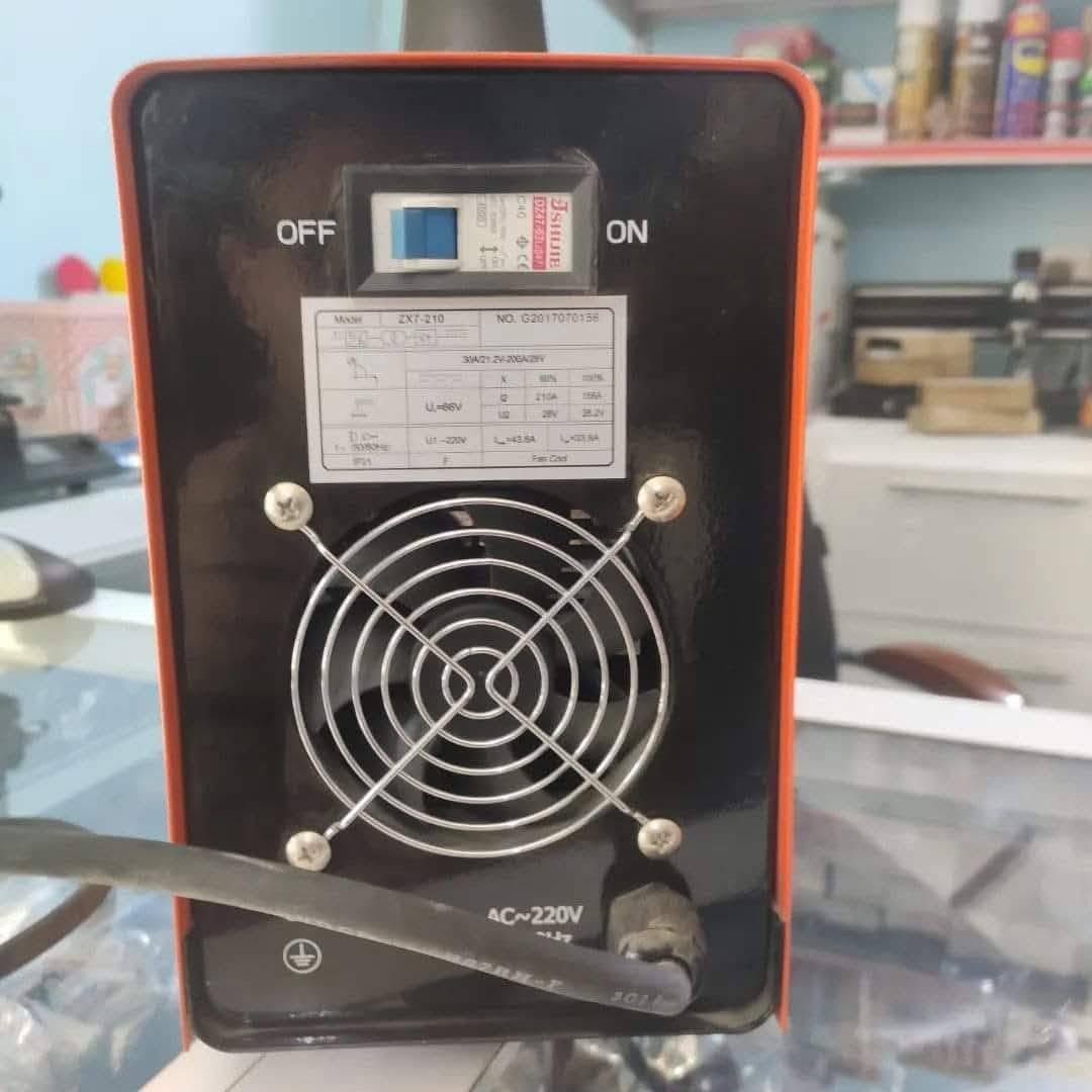 للبيع ماكنة لحام 6G تحتوي على ثلاث كارتات اصلية جديدة بالباكيت


**إذا كنت صاحب هذا الإعلان وتريد حذفه لأي سبب، رجاءا أرسل رسالة إلى الدعم الفني**