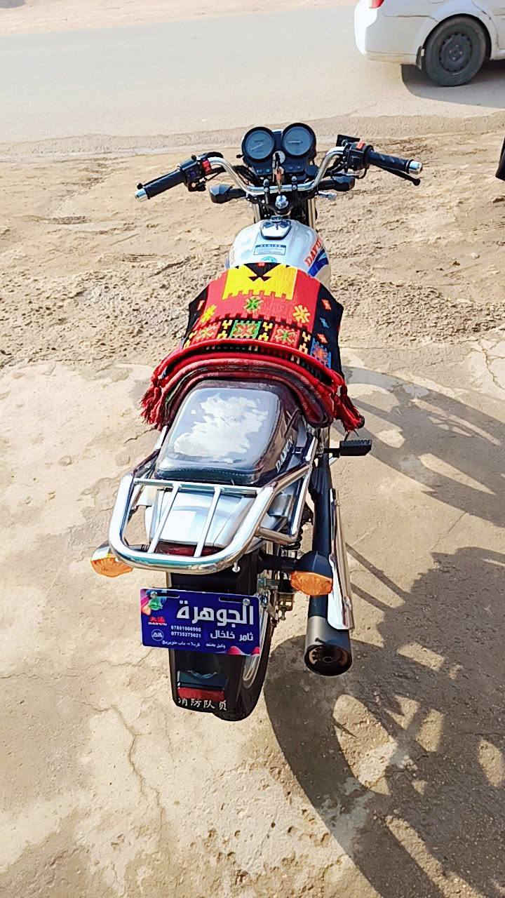 السلام عليكم شباب دراجه  دايون عضم موديل 23دراجه  جديده كلش مامفتوح بيه برغي ومابيه اب نقص تجي تنكر سلف وتطلع اوراق اصولي وكيله ثامر خلخال  معرض الجوهره المكان كربلاء  طوريج  السعر خاص ***********
