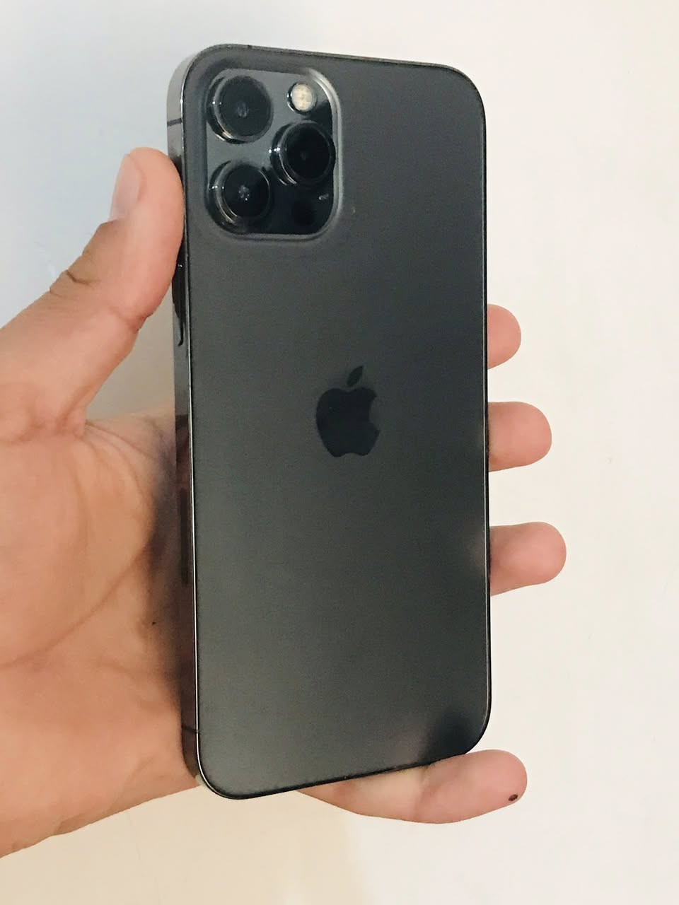 للبيع ١٢ برو ماكس
ذاكره ٢٥٦
بطاريه ٧٤ شحنه علشرط مايصرف
السعر ٤٦٥ او مراوس بهونر x9 معه الفرق


**إذا كنت صاحب هذا الإعلان وتريد حذفه لأي سبب، رجاءا أرسل رسالة إلى الدعم الفني**