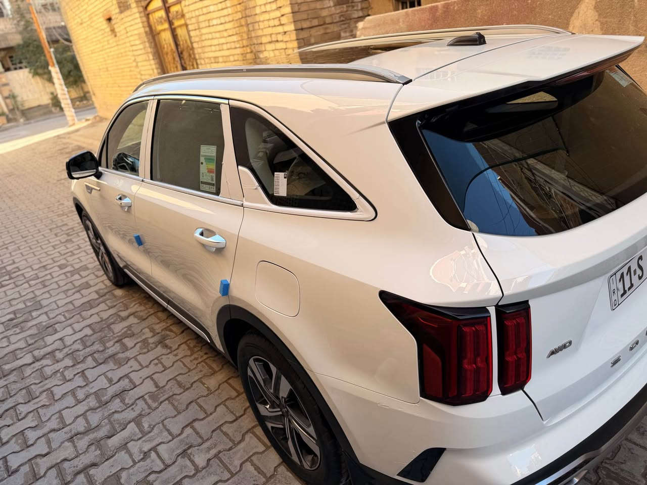 سلام عليكم 
سورنتو 2022خليجي فول 1/1 رقم بغداد دولي باسمي تحويل مباشر 
مكفول من كلشي ماشية 50
المواصفات
بنراما 
بصمة دخول ذكي
صندوق ذكي كهرباء
7 راكب 
3 قطع تبريد 
داخل اوفايت 
فور ويل 
كيرماوس 
6سلندر مكينة 3500
شحن وايرليس
شاشة ابل كار بلي 
منافذ شحن 
لدات امامي خلفي 
كراسي كهرباء 
كشن حار بارد 
هاند بريك بصمة 
وضعيات قيادة مختلفة
وبعد بيها هواي مواصفات 

السعر 290$ بيها مجال 
للاتصال 
*********** بغداد, العراق
