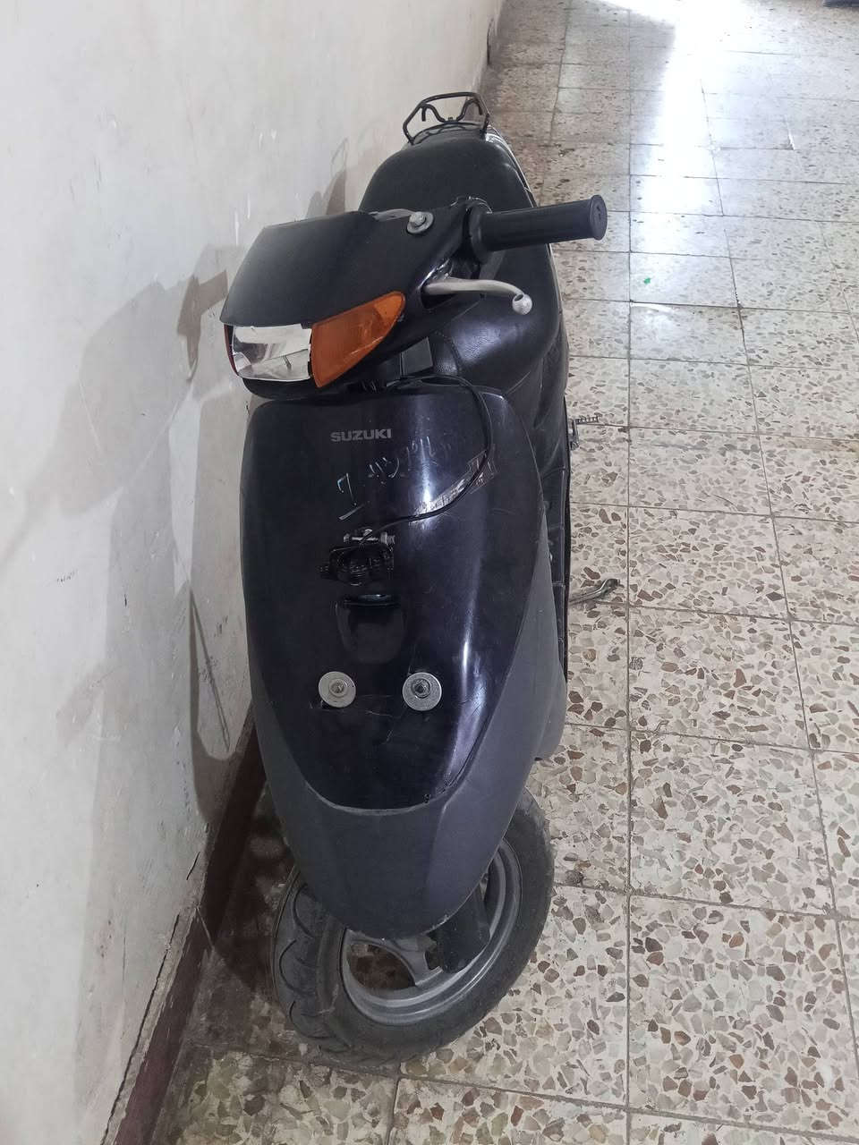 سلام عليكم دراجه مصطره حلوه ونضيفه دراجه نضيفه وحلوه المكان حي المعبمين الجديد قرب بطاقت الوطنيه السعر 200 وبيه مجال الرقم ***********
