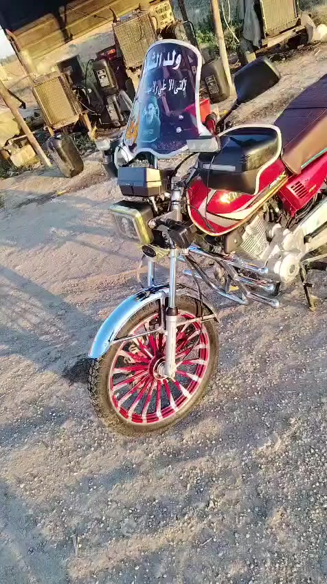 سلام عليكم
دراجه موديل 25مرتبه كلش حلوه 

شلعه معدل فول كهربايات كله شغاله 

وراق سكنر المكان تاجي السعر 700بيه مجال 

***********

***********
