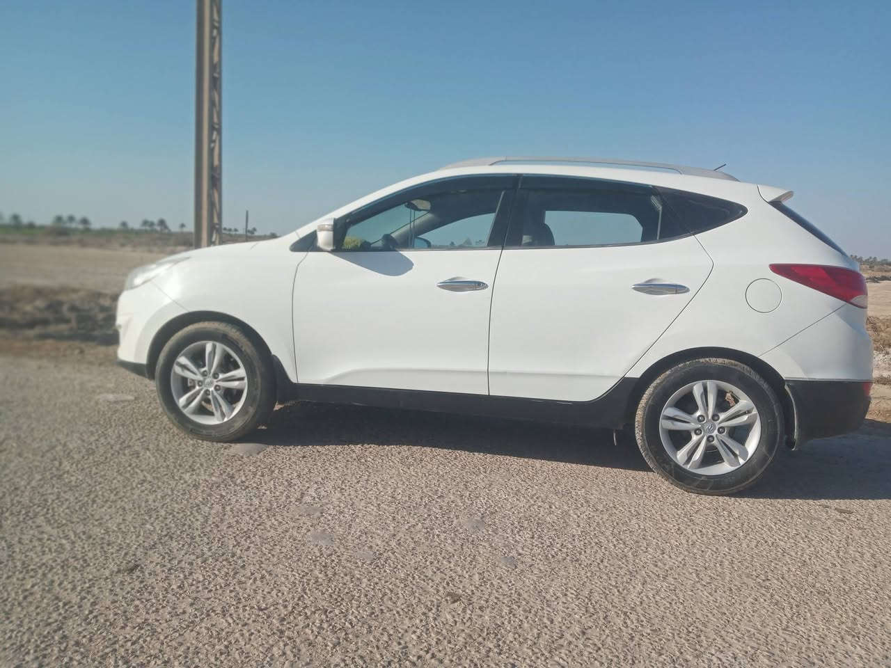 سلام عليكم سياره توسان البيع او مراوس حسب القناعه سياره كفاله من الضربه والصبغ سياره نضيفه مكاني بابل الهاسميه السعر 135 رقمي***********
