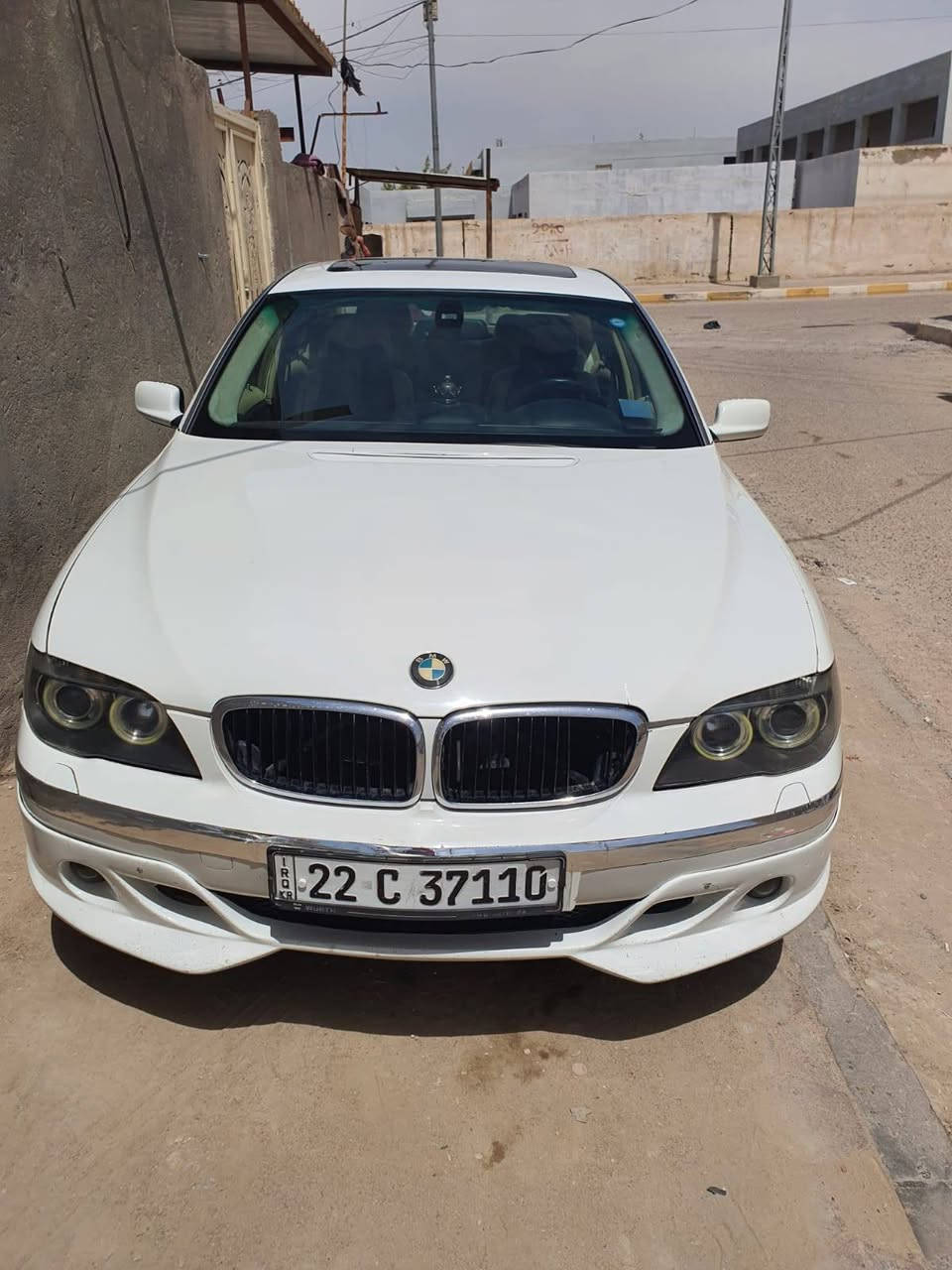 السلام عليكم BMW خليجي فول تبريد خلفي امامي ثلاجه خزن كلاص تبريد فول لاخير مكينه مرغوب 6سلندر ادمه كامله عليه سياره جديد حيل مديل 2008 هواي موصفات بيه فتحه سقف سلايت ترحيب بصمه سياره نقص بيها دبل امامي ايمن او تايرات خلفيه نص عمر راعيها يريد مداور سنويه بعدهي ما منتهيه سعر 140وبيها مجال***********
