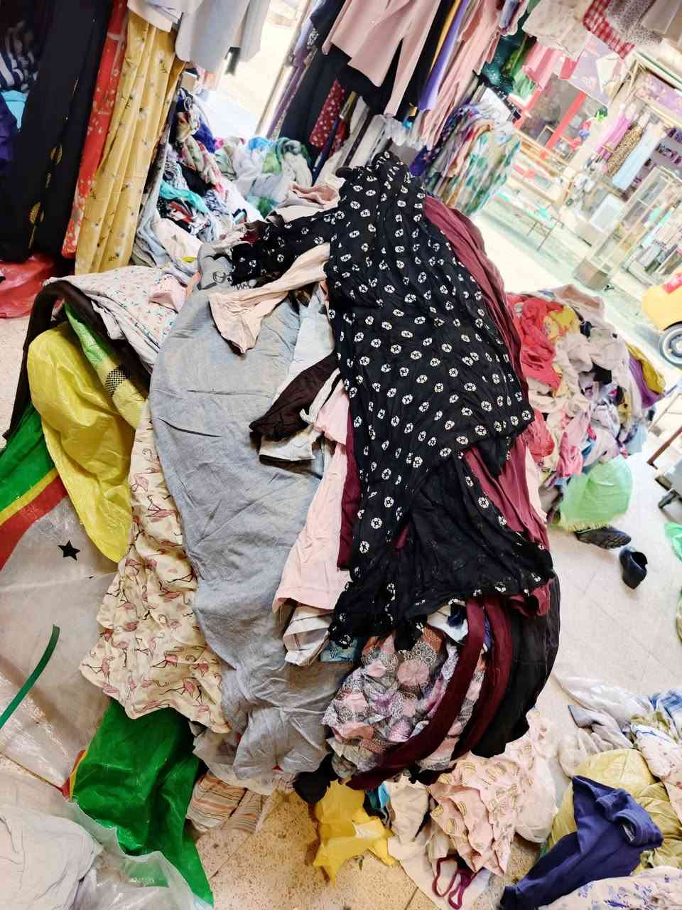 الخميس 
جديد 💥
وصلنا دشداشه بيتي فانيلا ألماني درجه أولى💥 قصيره وطويله وشلحات قطني فقط العنوان /موصل حي سومر مقابل صيدليه 👈عطر الشام 
بعد مطعم سومر ثالث فرع عل يمين أول محل بل فرع عل يسار 
أهلآ وسهلآ بل جميع👇
أكتب👈 تم ليصلكم كل ما هو جديد👇
للأستفسار***********
واتساب ***********
