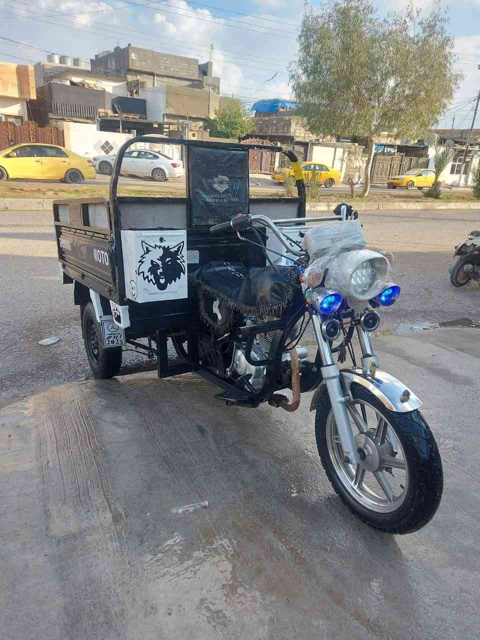 ستوته نضيفه ما تحتاج بس دهن وبانزين   موديل 21محرك 24 كاتم  ما تريد بس ستر الله مكان حي النداء  رقم ***********
