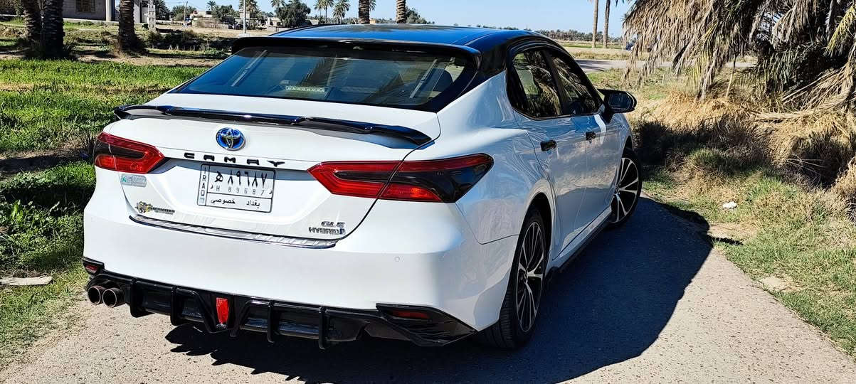 السلام عليكم
كامري 2019 وارد عبداللطيف جميل خليجي هايبرد ماشيه 89 مكفوله من الضربه والصبغ والشخط سبير مانازل كتلوكات الشركة بيهه رقم بغداد بأسمي السياره وضع الشركة 
السعر 215 وبيهه مجال بسيط
بغداد/ابو غريب 
***********
***********
