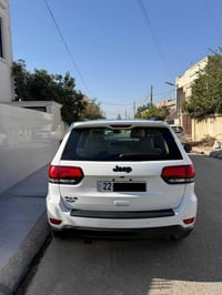 جراند شيروكي • ٢٠١٩ • ٩٠٠٠٠ كم