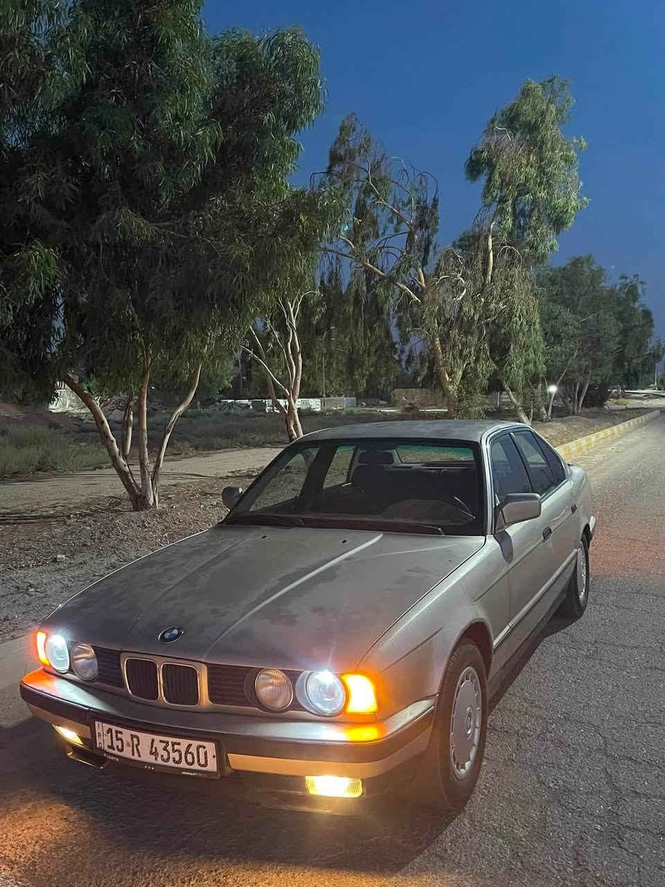 السلام عليكم
‏بي إم دبليو للبيع موديل 1991
حجم 520iمسكرعدل كير عادي 
كفاله عامه من صبغ وضربه بدون فتح اي قطعه 
بعدها عل بلاد سنتر لوك ريمونت تصعيد جام ويه السويج 
جام كهرباء مسجل لشركه 
تبريد شغال ❄️
رقم انبار دولي بسمي تحويل ثاني يوم 
السعر:55
العنوان:الانبار القائم العبيدي 
للاستفسار:***********
