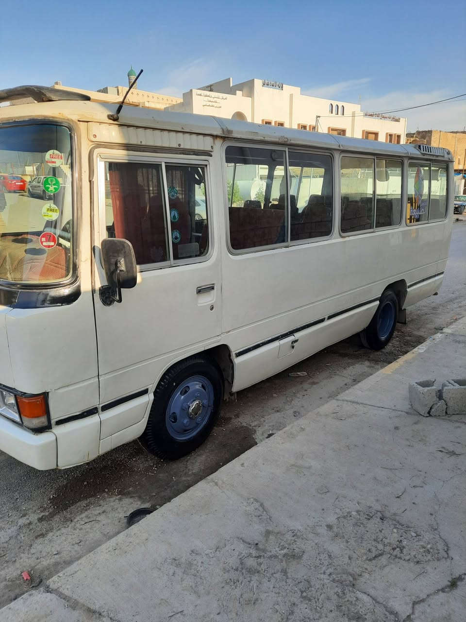 بۆ فرۆشتن ،
کۆستر تووێتە گاز 1985

***********
سعر 50 و مەجال
