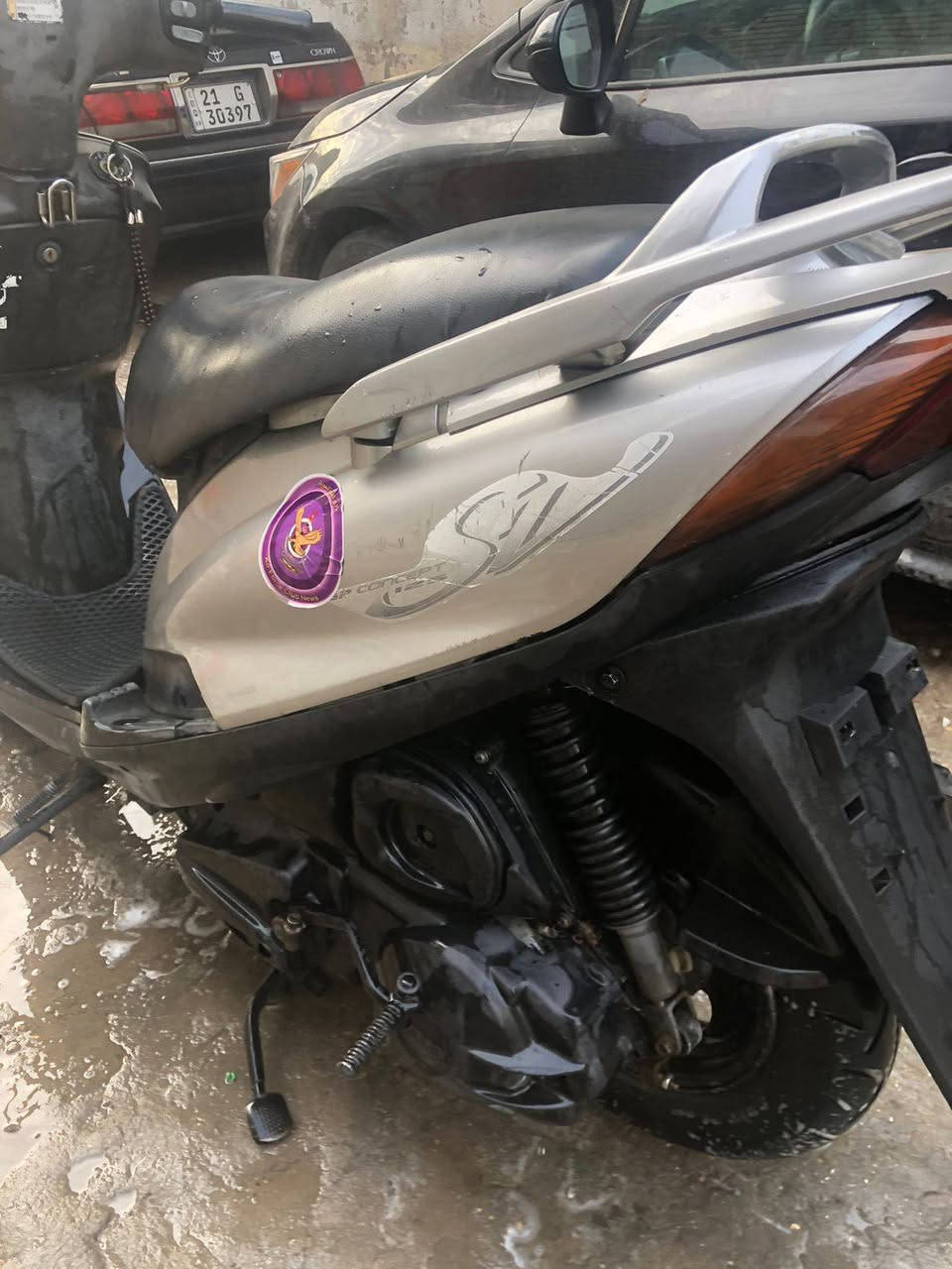 سلام عليكم دراجه ماكس 140للبيع دراجه نضيفه شلعه معدل خير من الله عله ايدي من لرنبه كله مختمه السعر450 بيه مجال للشراي مكان بلديات ‏‪0774 561 3357‬‏
