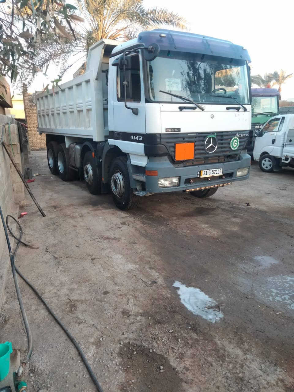 اكتروس للبيع موديل 2002/3243كير كهربائي ***********
