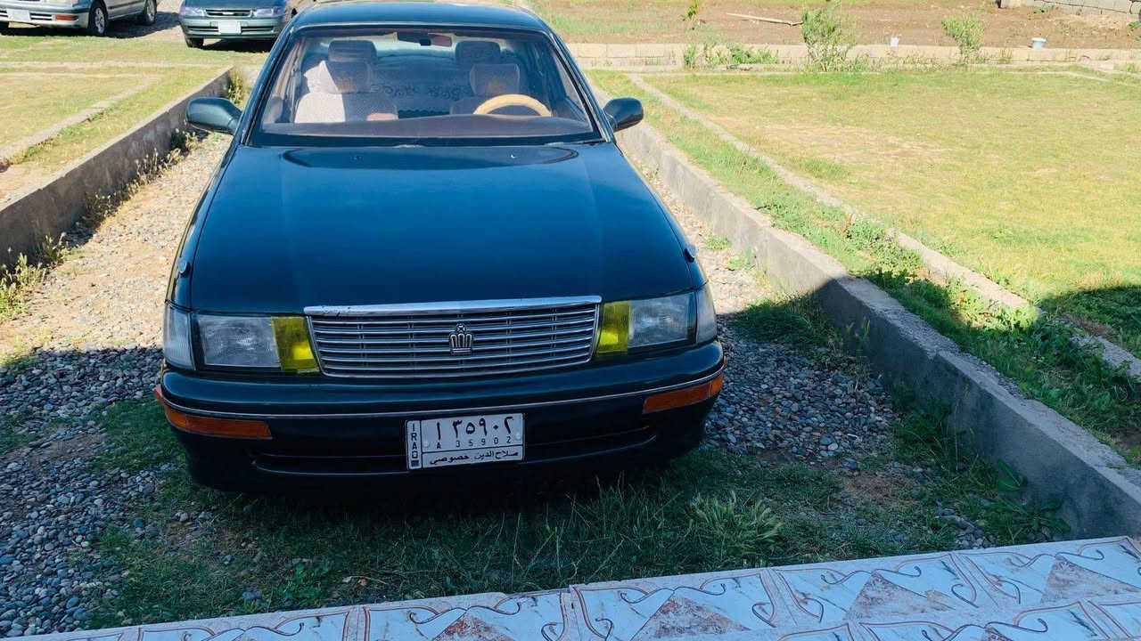 السلام عليكم سياره بطه موديل 1993للبيع
لون زيتوني مصبوغه جماليه مسجله رقم صلاح الدين راعيه الشرعي موجود يحول خاليه من الكص والعيب الشرعي 
كيرومحرك شرط كهربايات كله شغاله اناره فول لايتات 
زنون شمسي صدرجديد توايرجدد سياره حلوه مال جناي  رايده 53ورقه وبيه مجال شي قليل مكاني الشرقاط الطوب رقمي ***********
