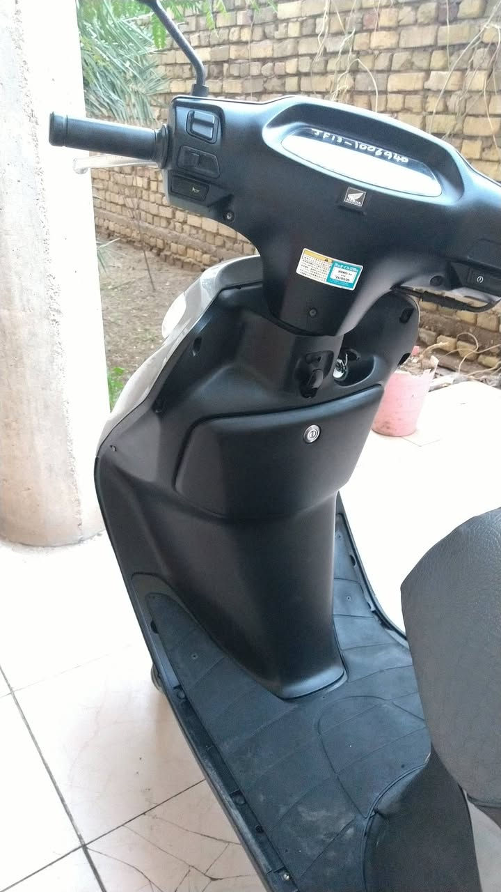 سبيسي ياباني رمبة لون فيلي نظافة فول ماشية 20 الف 
دراجة كلهة بلادية ومابيه اي نقص
***********
