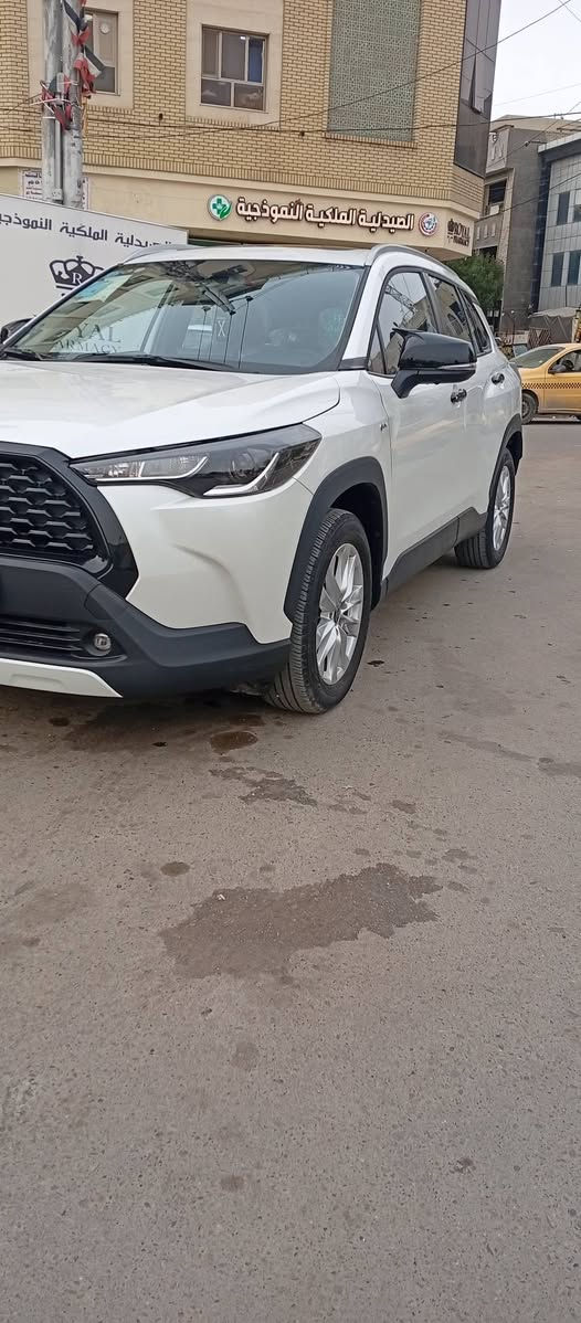 السلام عليكم كورلا كروز موديل 24 ماشيه 15 رقم بغداد بسمي تحويل مباشر مكينه 2000 فول مواصفات 5 كاميرات كشنات كهرباء وجلد مشمشي السياره بعدها بلضمان تمشيك 40 كيلو عله الضمان وكتاب ضمان يمي اخوان السياره كفاله عامه من كلشي  مكاني بغداد الاعضميه السعر 183 وبيها شي بصيط ***********
