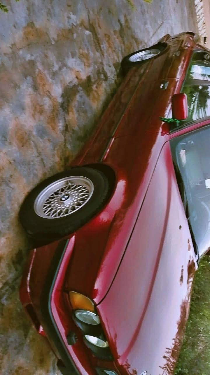 للبيع او مراوس حسب لقناعة بيئم اصل ٥٢٠ شاد مكينه ٥٢٨ كير ومكينه جديد
كاردن جديد اكسل جديد تخم فلنجات جديد تخم دسكات ظفيرة وعقل جديد تخم تاير بجم زينون
رقم بغداد الماني سنوية الئ ٢٠٢٧ تاريخ لنفاذ
شرط تحويل وتراي وين ما يعجبك  وشرط ٢٠٠ لا رجفة ولا دوية هد ستيرن صدر امامي جديد ولخلفي خير من الله صبغ عام جمالية فقط  
داخل ابيض ملكي دوشمة جديده 
مكان سيارة واسط قضاء العزيزيه
رقم الجوال ***********
