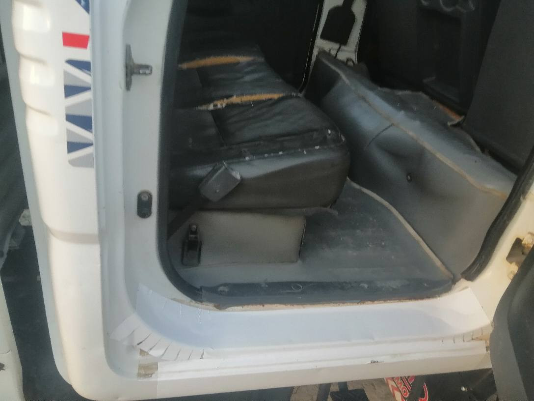 مرخصت مدير الكروب كيا حمل دبل قمارة موديل ١٣ سيارة جاهزة بسمي رقم انكليزي مداور ثاني يوم سيارة جاهزة شاصي مكفول رقم شاصي تخم تاير جديد سيارة خير من الله اتصل وبيك خير و دلل رقم الهاتف ***********
