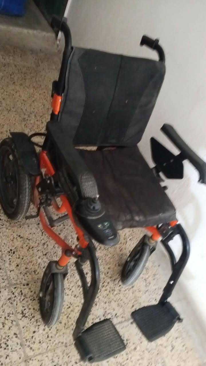عربانه شحن كلشي مابيه البيع واستعمال قليل


**إذا كنت صاحب هذا الإعلان وتريد حذفه لأي سبب، رجاءا أرسل رسالة إلى الدعم الفني**