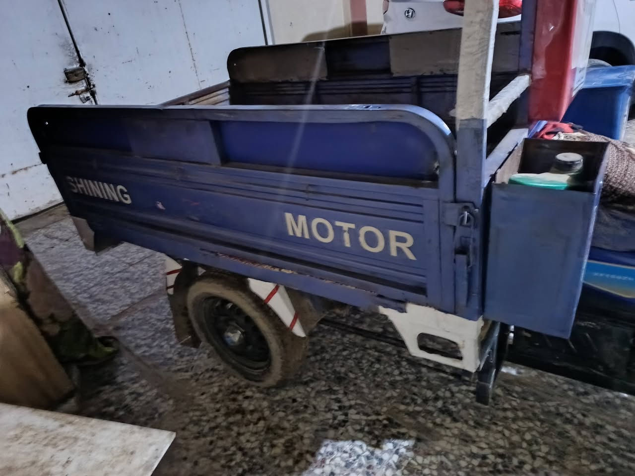 سلام عليكم ستوته للبيع موديل 18 مكينه 24 اوراق اصولي مكفوله الستوته ركبه وشاصي مكفولات مكفوله من الحيم والخياس مال جناي  كهربائيات كلها شغاله السعر انتصال *********** ما متواجد على فيس
