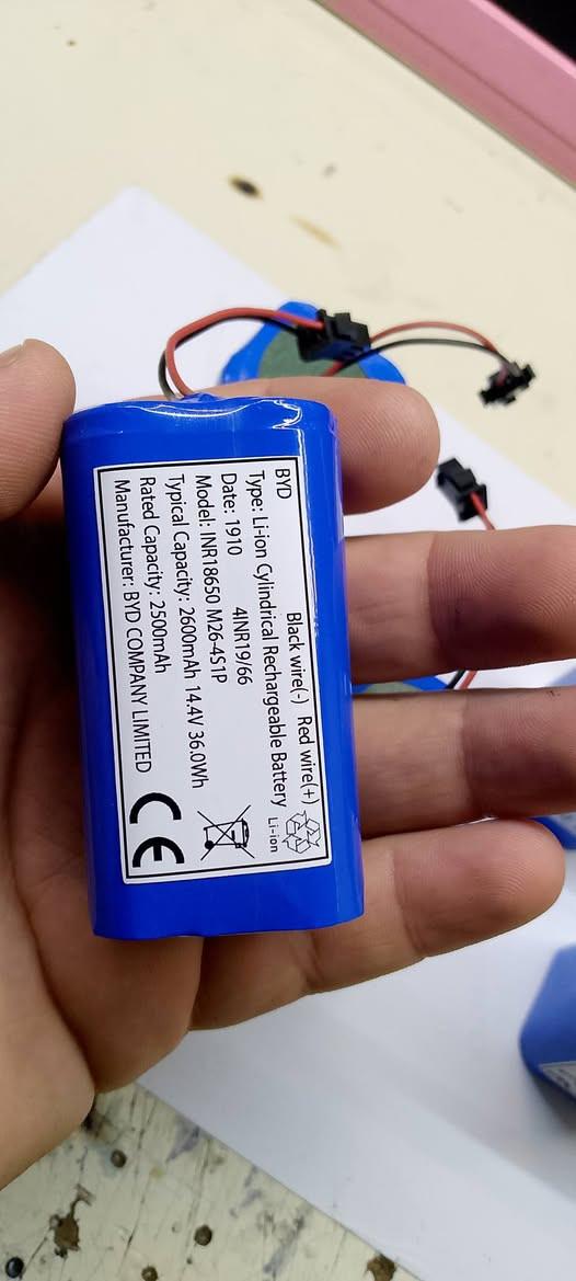 يوجد لدينا بطاريات روبوت درجة اولى للتواصل والاستفسار ماسنجر او واتساب***********☎️
