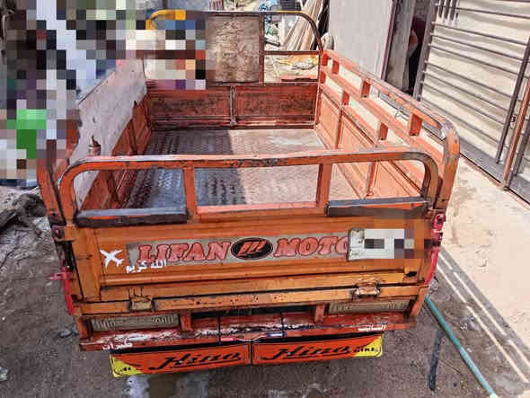 سلام عليكم ستوته فرس للبيع مديل 2016 رقم والسنويه منتهيه مكينه جديده صار شهر من شادينه السعر خاص باقي التفاصيل ***********
