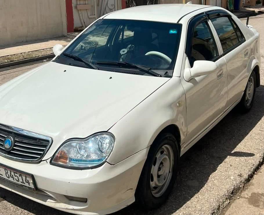 سيكي ٢٠١٣ كصة جديدة
بيها قطعة صبغ
تبريد تدفئة
محرك بداية صرف
كهربائيات كير  شرط
تحويل ثاني يوم
سعر ٤٨ ورقة
للاستفسار
***********
