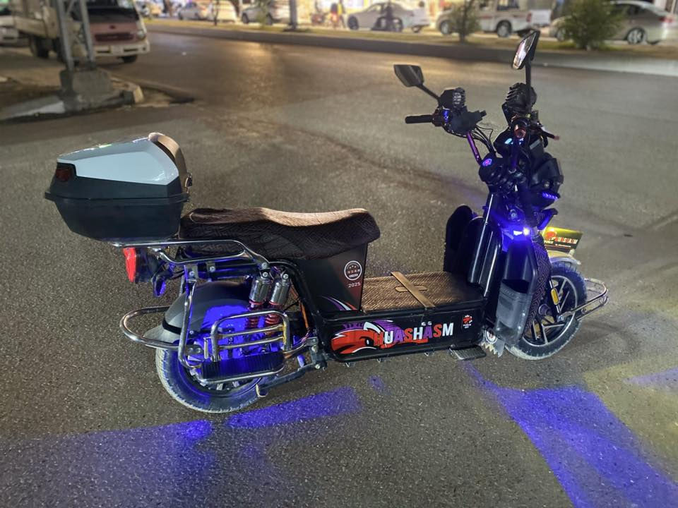 السلام عليكم
دراجة هيوشة حديث للبيع 2025
مواصفات
2. مانع سرقه 2
3. دبل اشاره و   MB3 سماعة 
4. تحكم عن بعد
5. تشغيل ذاتي و تشغيل عن طريق المبايل 
6. + لايت كدام عالي و ناصي
7. تايرات جدد 2.
بطاريات جدد عدد ٦  + شاحنه أم العداد 
 مستخدم شي بسيط
موطور النضافة كدام عينك
كلشي شغال بيه 
الدراجه  متوازي عل فلوس و أريد ابيعه 
السعر : 570 قفل 
العنوان :الفلوجه حي المعلمين 
الرقم : ***********
