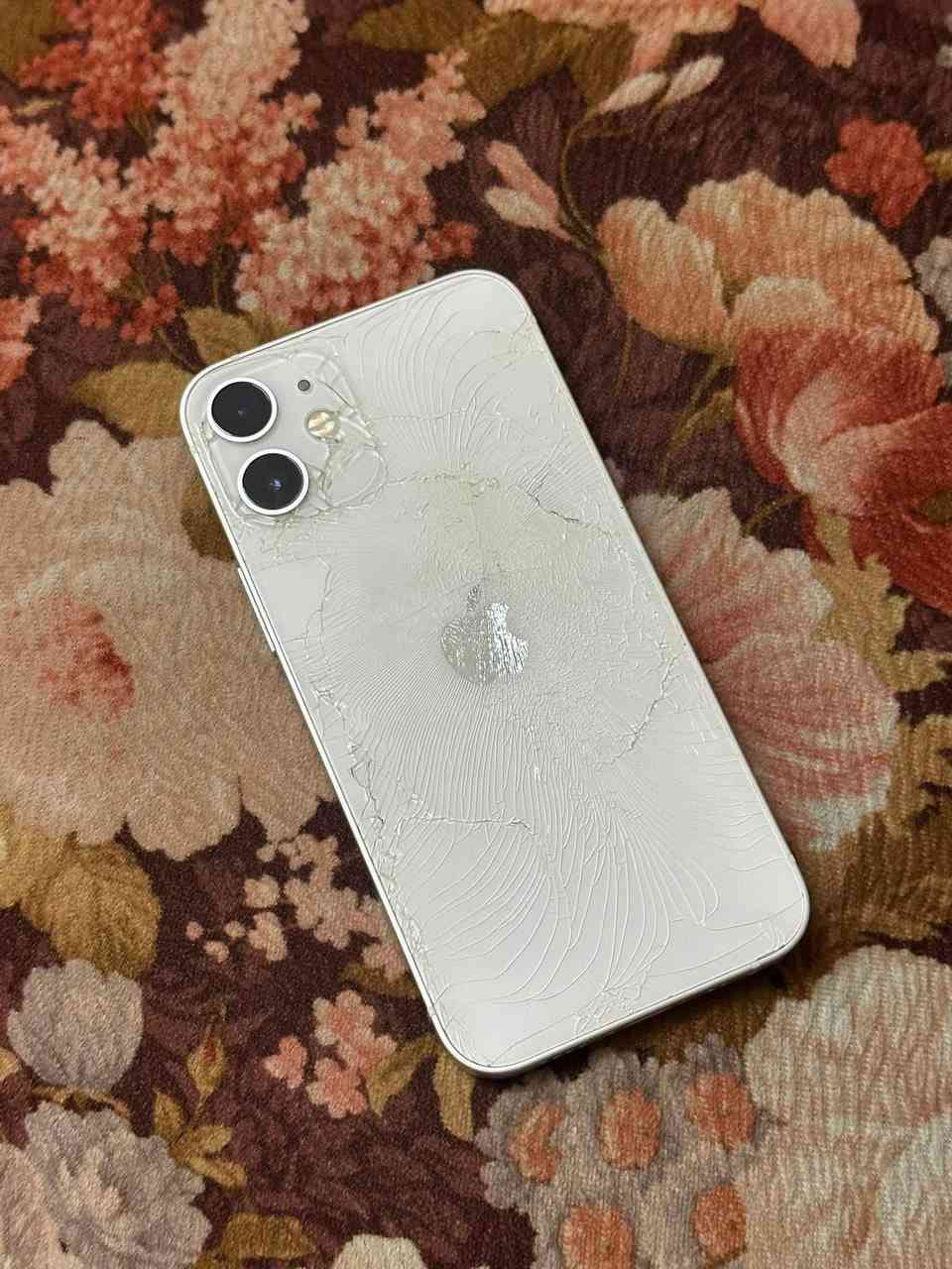 iphone 12 mini 128GB
. ايفون 12 ميني 128 جيجابايت

. جهاز نظيف ما داخل صيانة

. ملاحظة : الظهر مفطور

. السعر : 245 الف

. مكاني بغداد


**إذا كنت صاحب هذا الإعلان وتريد حذفه لأي سبب، رجاءا أرسل رسالة إلى الدعم الفني**