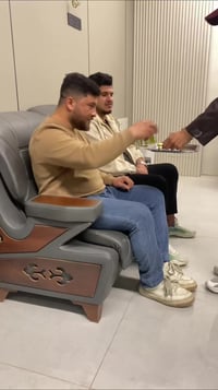 ٣ طاولات • دائرية مزخرفة • طاولات ضيافة