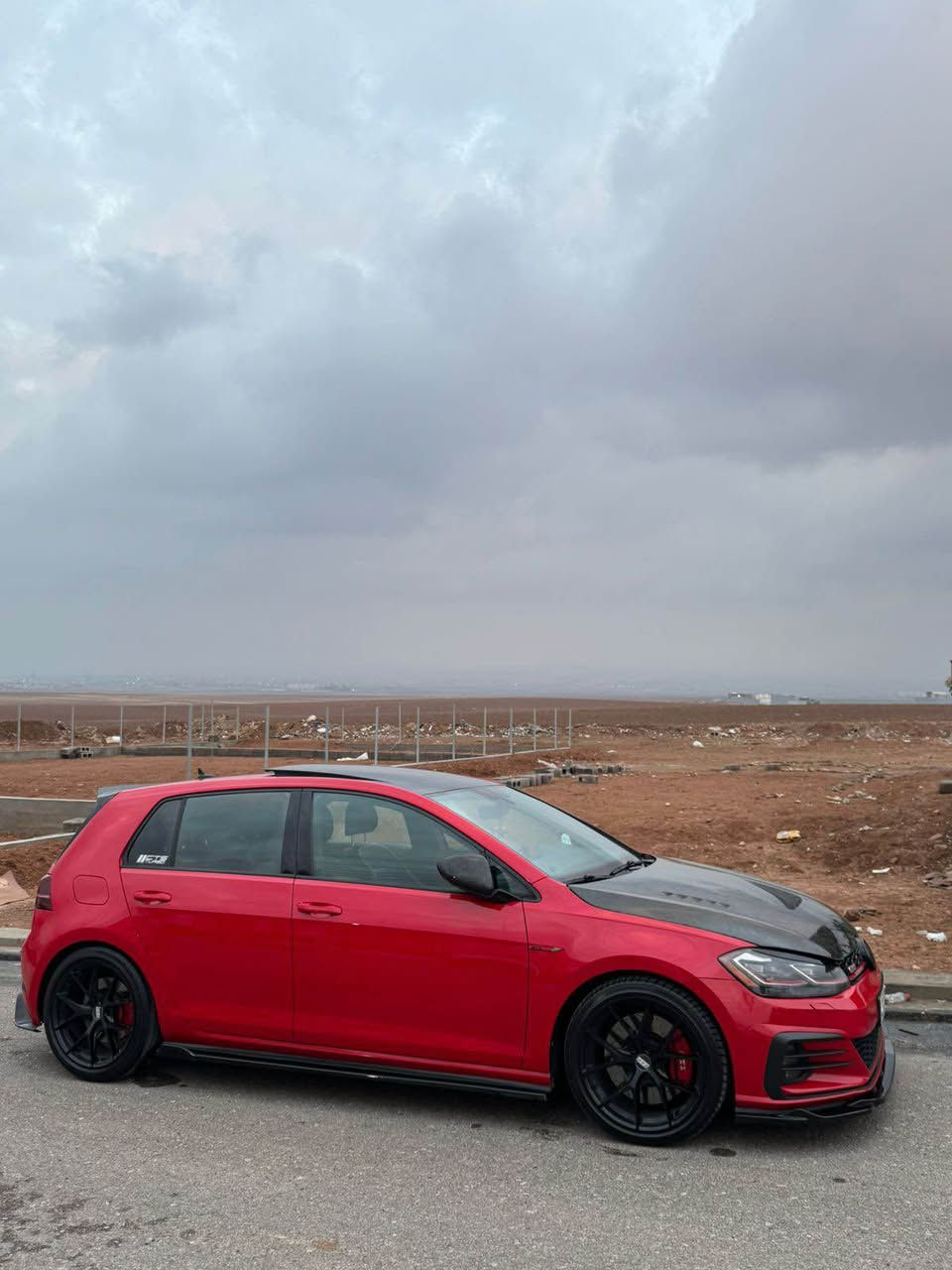 گۆلفی GTi مۆدێل 2020

مەکینەی ٢٠ تۆربۆ مەرغوبەکە
یەک چامڵخی لای سایەقی بۆیاغە ناو چامڵغی گرتووە بەڵام شانسی بە شەرت یەک نوقتەی نییە 
ئێرباگ بەس سوکان کامل سیستەم دانرایتەوە 
کامل جوانکاری بێ نوقستانی 
گێر و مەکینەی بە شەرت کارەبایاتی بە شەرت 
٥٠ هەزار مایل رۆیشتووە 
بۆنیتی کاربۆن فایبر داون پامپ و سوکان سپۆرت کامل جوانکاری بێ نەقسی 
فول مواسەفاتە (پانۆراما ،کوشن جلد و کارەبای کوشن گەرم ،
٤ مۆدی لێخورین ،lED riving ,لایەتی لەگەڵ سوکان جولە ،شاشە گەورە ،فول فولیەتی ) 
سەیارەکە وەک دەقی شەریکەیە بێ قۆپ و نەقسی 
شتەکی خاوێن و یەک دینار مەسروفی نییە سەنەوی نوێیە بێ کێشە  نرخی ١٧٥$ کەمێک محامەلە ژ.م ( ***********) أربيل, العراق
