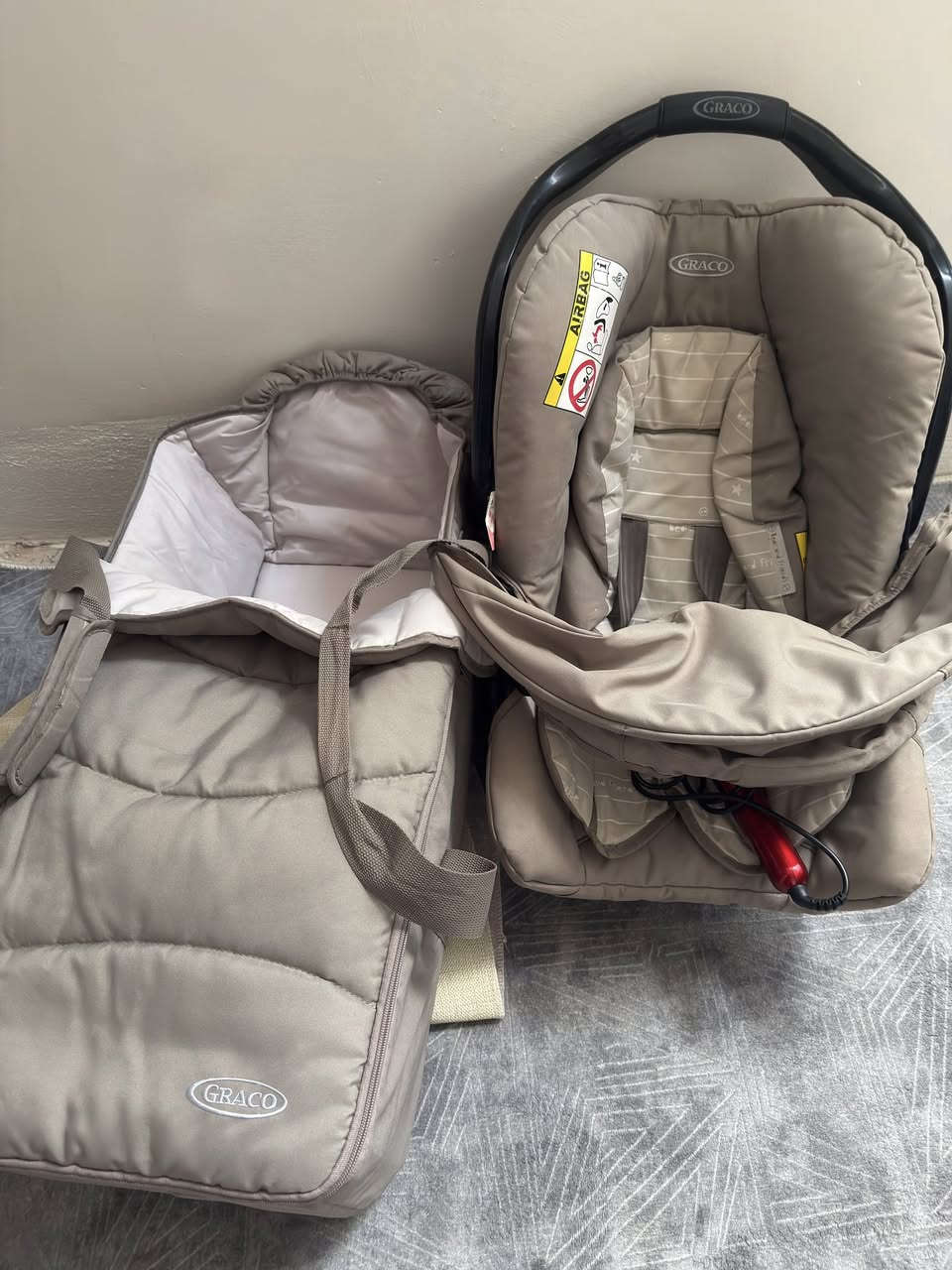 جديد لوك للبيع ثنينهم
***********
موجود توصيل
