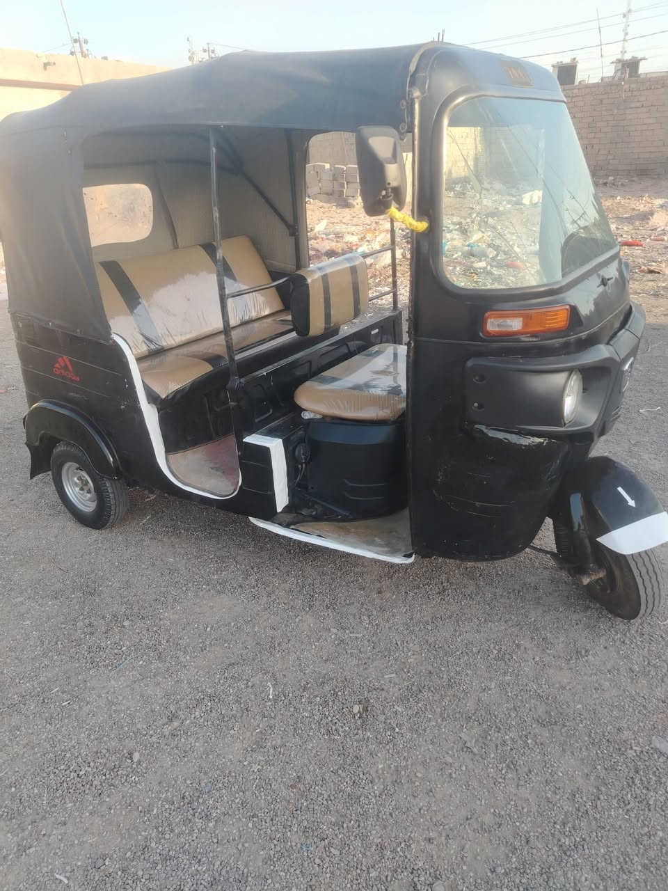 ١٩ شهر ال١١ داخله ٢٠ وراق كشره محرك مكفولات  سعر خاص تكتك جاهزه ***********
