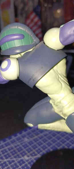 #الكل
يتوفر مجسم من انمي Hunter X Hunter الشخصيه ملك النمل من ارك نمل الكاميره الشخصيه بان داي اصلي مختوم كما ضاهر بل صور  
يوجد توصيل لى جميع أنحاء العراق 🚚
سعر التوصيل لى بغداد 5 
و المحافظات 6
الرجاء الاستفسار خاص او على رقم الواتس اب***********
