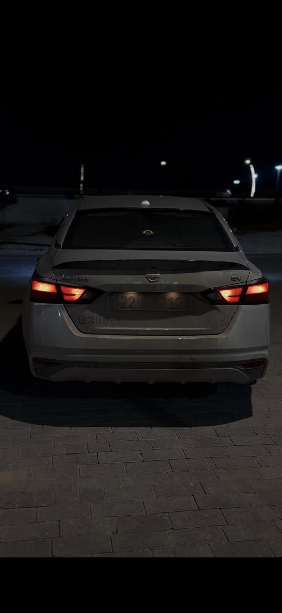 نيسان التيما2021 SV
السعر : 143 قابل للتفاوض

ضررها جاملغ راجع بارد وشوية من البوند 

بدون ايرباك او دواخل او لغد

جميع راداراتها شغالة 

ماشيه 199 الف كيلو متر

مواصفات SV 

تشغيل عن بعد

بصمة

رادار جانبي

رادار امامي

رادار خلفي

حساسات خلفية

اوتو بريك 

كاميرا خلفية

شاشة كبيرة

شاشة عدادات كبيرة

كشن السائق كهربائي

لايت زينون

بلاجكتور

بصمة ابواب 

وباقي مواصفات الالتيما المعروفة 

‏***********
