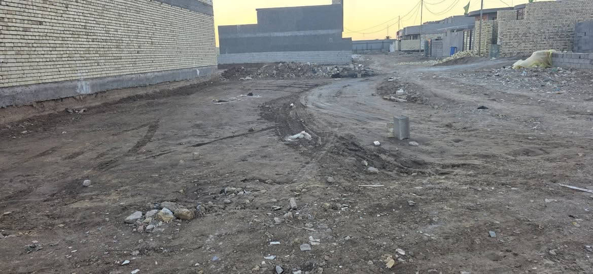 قطعه ارض طابو زراعي 25 السياسين 
واجه 9 متر نزال 20 ركن خدمات ماء . مجاري . كهرباء 
تبعد عن الشارع الحولي 50 متر 
السعر .. 70 مليون وبيها مجال للتفاوض 
للإستفسار اكثر الاتصال على الرقم 
***********
