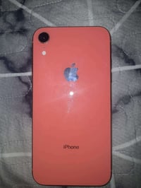 ايفون XR • ٦٤ • بطاريه جديده