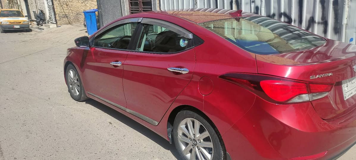 السلام عليكم
للبيع الانترا 2015 وارد امريكي 
ماشية 52ميل 
السعر 122ورقة
للتصال وتساب ***********
صورة الحادث موجودة ب الصور
