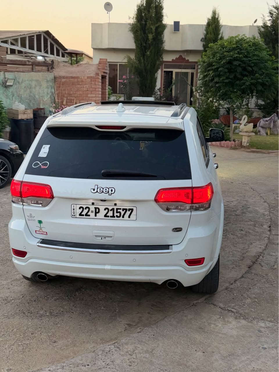 جيب كراند جيروكي موديل ٢٠١٨ نفس موصفات اوفرلاند فوول موصفات واحد عل واحد حتي كشنات تبريد وتدفئة سماعات هارمن كاردون مرايات رادار وشفت سقف بانوراما بصمه ابواب بصمه تشغيل سياره ماشي ٦٠ ميل شرط حقيقي سياره مال بيت باسمي شرط تحويل وكاله ثاني يوم كير محرك شرط بدون عيب 
سياره بها جاملغ صبغ بدون دواخل 
سعر ٢٣٣ بها مجال قليل 
رقم موبايل *********** كركوك, العراق
